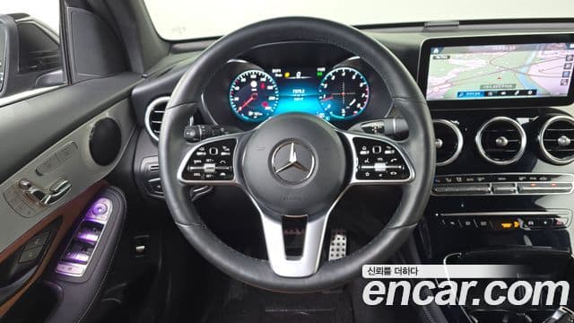 Mercedes-Benz GLC-Class 2020 — ფოტო 13/20