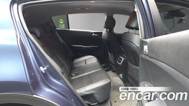Kia Sportage The Bold 2021 — ფოტო 12/20