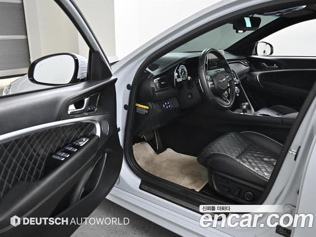 Genesis G70 2019 — ფოტო 5/20