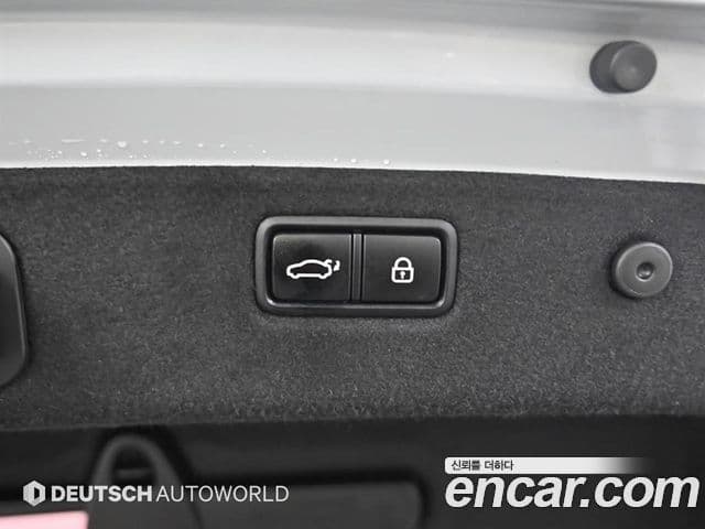 Genesis G70 2019 — ფოტო 12/20