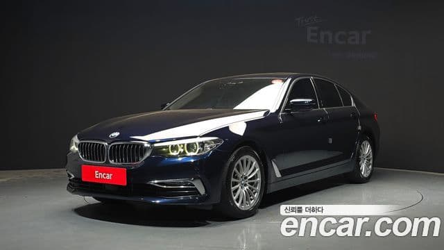BMW 5 Series 2019 — ფოტო 20/20