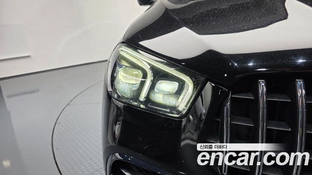 Mercedes-Benz GLE-Class 2021 — ფოტო 32/36
