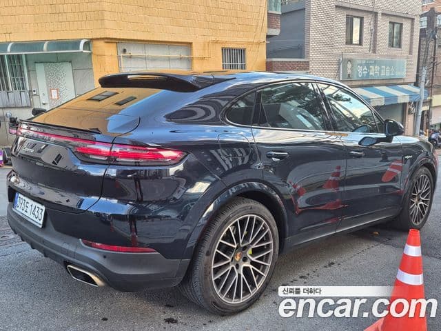 Porsche Cayenne 2023 — Şəkil 5/16