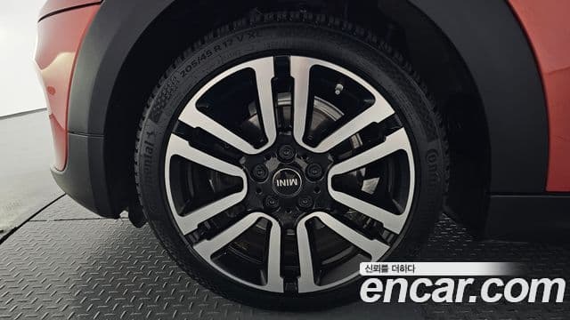 Mini Cooper 2020 — ფოტო 5/20