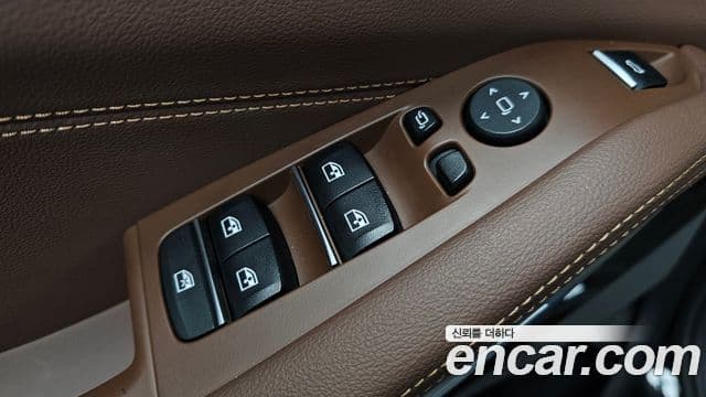 BMW X5 2021 — Photo 6/40