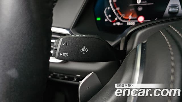 BMW X5 2021 — Photo 17/40