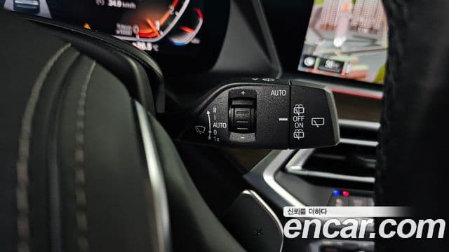 BMW X5 2021 — Photo 26/40
