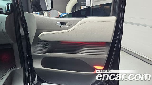 Hyundai Staria 2022 — Photo 22/32