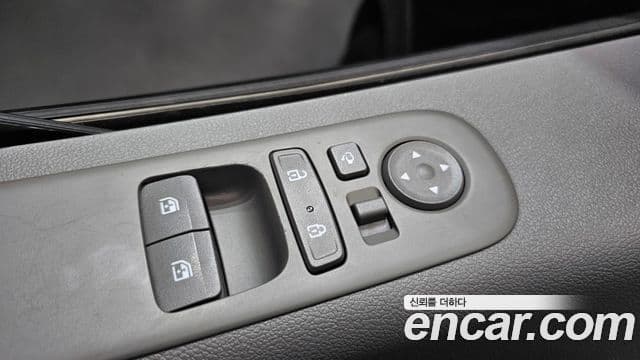 Hyundai Staria 2022 — Photo 21/32