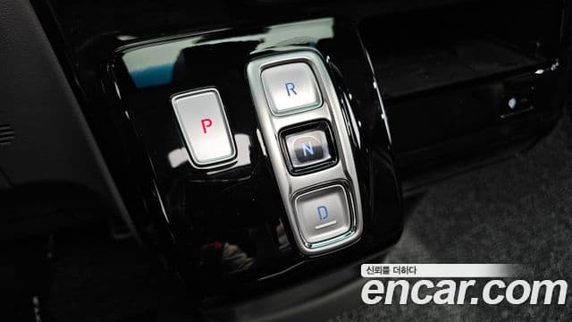 Hyundai Staria 2024 — Фото 9/20