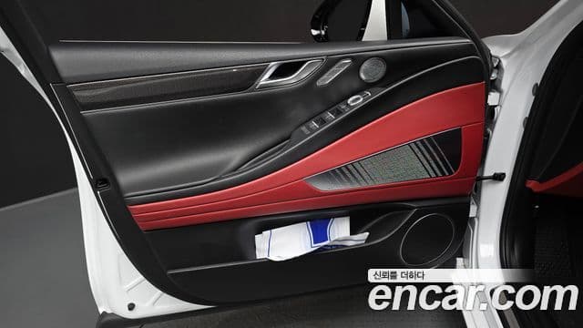 Genesis G80 2022 — Photo 14/34
