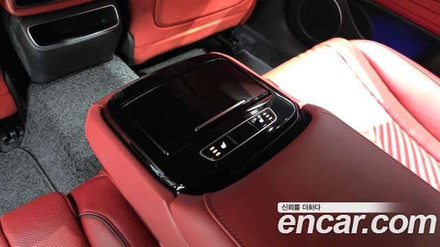 Genesis G80 2022 — Photo 19/34