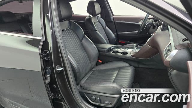 Genesis G70 2019 — Şəkil 12/20