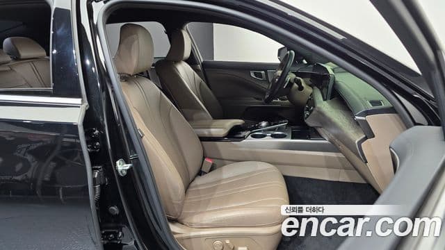 Kia K8 2022 — Şəkil 13/30