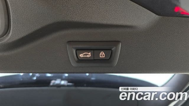 BMW X5 2022 — ფოტო 18/20