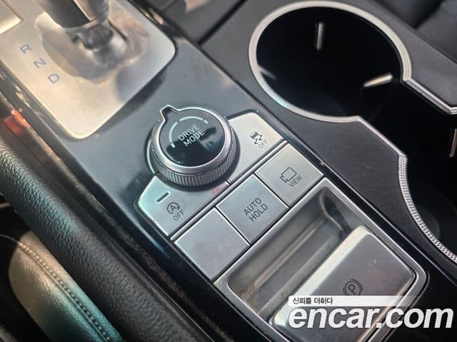 Genesis G70 2020 — Şəkil 13/20