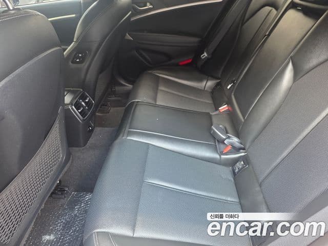 Genesis G70 2020 — Şəkil 18/20