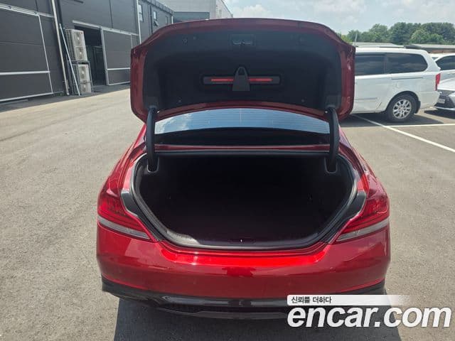 Genesis G70 2020 — Şəkil 19/20