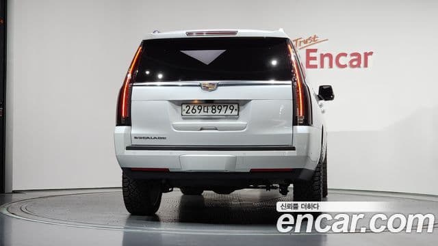 Cadillac Escalade 2019 — Şəkil 4/20