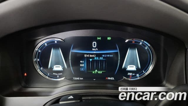 Cadillac Escalade 2019 — Şəkil 8/20