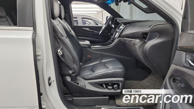 Cadillac Escalade 2019 — Şəkil 11/20