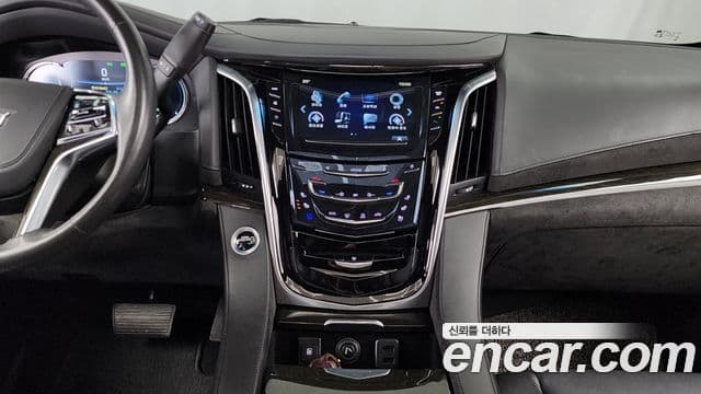 Cadillac Escalade 2019 — Şəkil 14/20