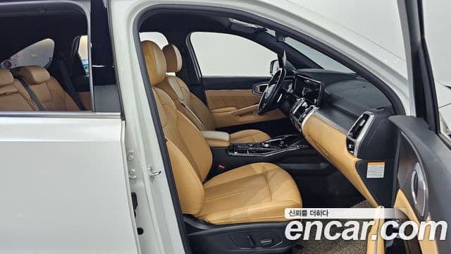 Kia Sorento 2020 — Фото 11/20