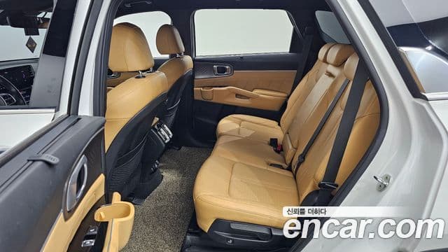 Kia Sorento 2020 — Фото 12/20