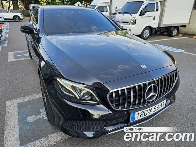 Mercedes-Benz E-Class 2018 — Şəkil 2/15