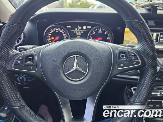 Mercedes-Benz E-Class 2018 — Şəkil 4/15