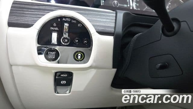 Rolls-Royce Ghost 2020 — ფოტო 18/20