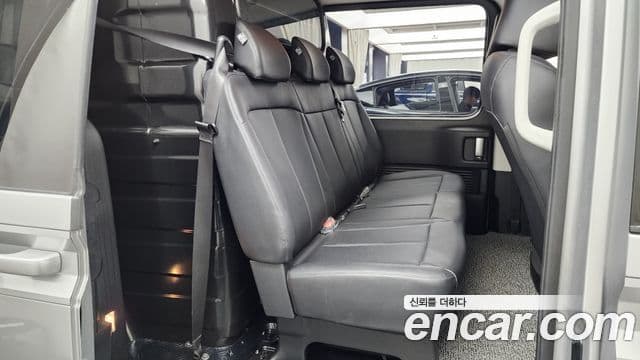 Hyundai Staria 2025 — Şəkil 12/20