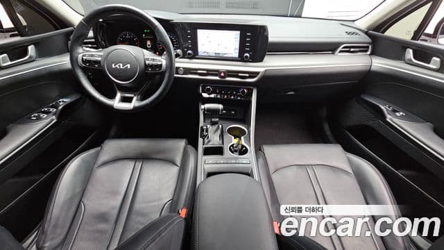 Kia K5 2023 — Şəkil 7/20