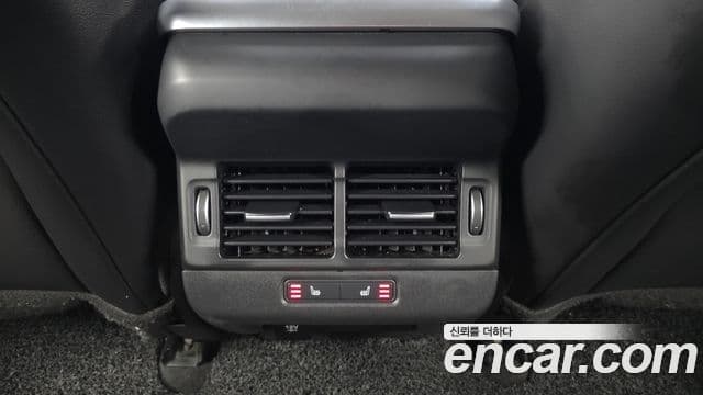 Land Rover Range Rover Evoque 2020 — Şəkil 19/20