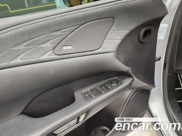 Lexus RX500h 2024 — ფოტო 10/15