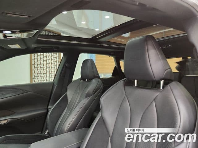 Lexus RX500h 2024 — ფოტო 14/15