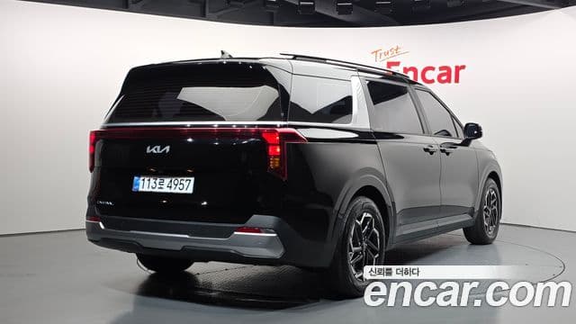 Kia Carnival 2024 — Şəkil 2/20