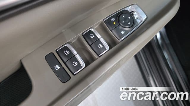 Kia Carnival 2024 — Şəkil 12/20