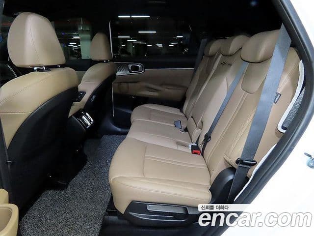 Kia Sorento 2024 — Şəkil 7/20