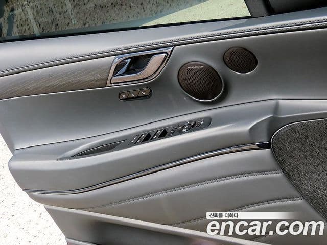 Genesis GV80 Coupe 2025 — ფოტო 12/19