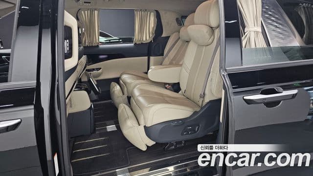 Kia Carnival 2022 — Şəkil 11/20