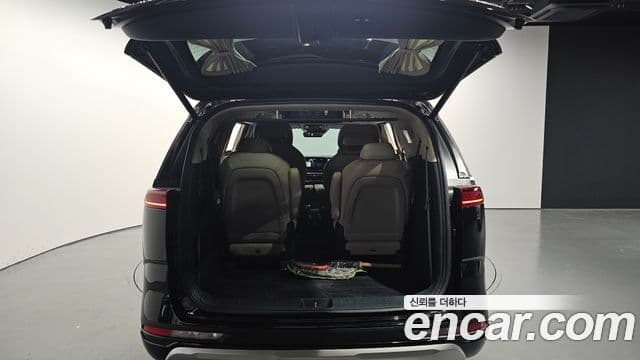 Kia Carnival 2022 — Şəkil 19/20