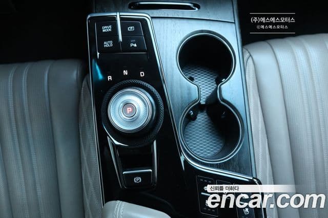 Kia K8 2021 — Şəkil 8/20
