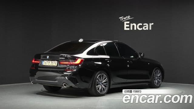 BMW 3 Series 2022 — Şəkil 2/20