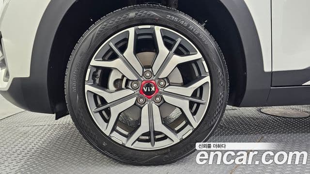 Kia Seltos 2021 — ფოტო 5/20