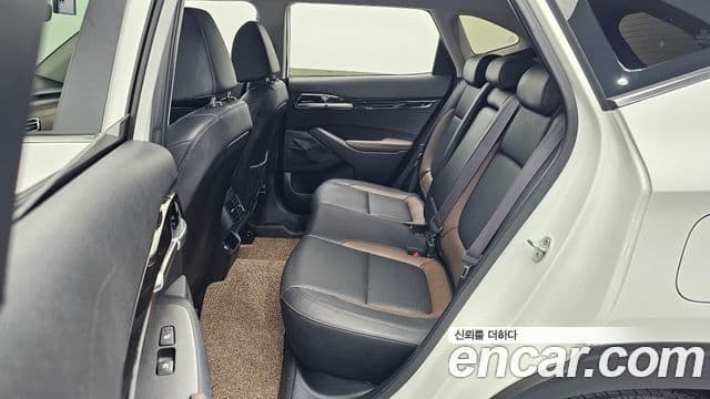 Kia Seltos 2021 — ფოტო 11/20