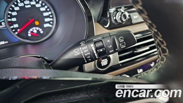Kia Seltos 2021 — ფოტო 20/20