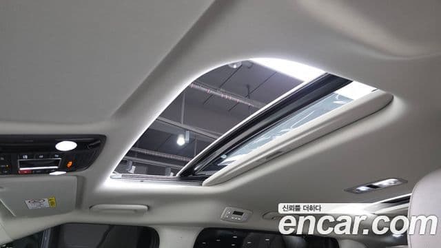 Kia Carnival 2024 — Photo 26/34