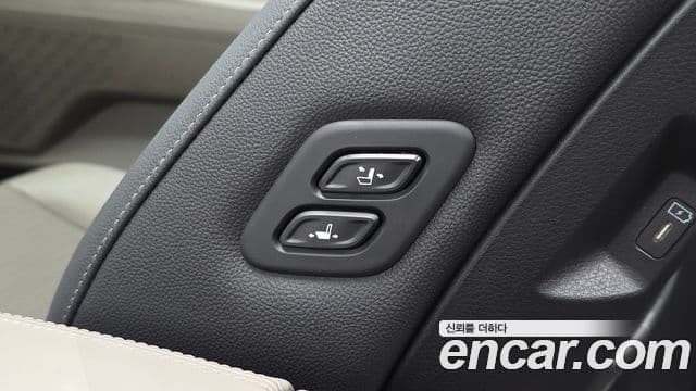 Kia Carnival 2024 — Şəkil 19/20