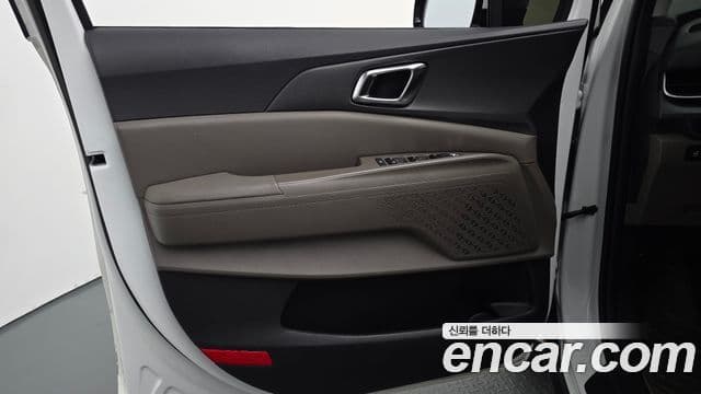 Kia Carnival 2024 — Photo 11/34